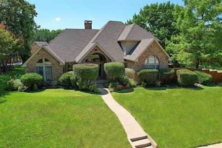 6121 Raleigh Drive Garland, TX 75044
