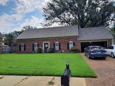 5935 Macleod Dr Memphis, TN 38119