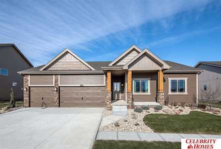 5212 Sheridan Rd Papillion, NE 68133