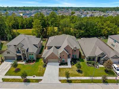 28058 Drifters Bend Dr Spring, TX 77386