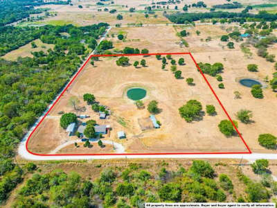 2461 County Road 4071 Frost, TX 76641