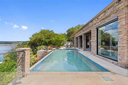 1113 Challenger ST Lakeway, TX 78734