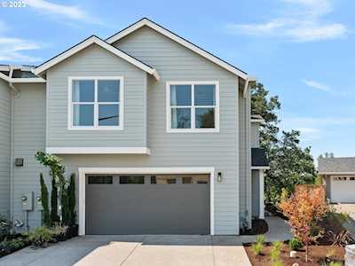 9207 SW Waverly DR Tigard, OR 97224