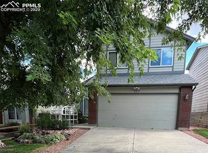 2717 Front Royal Drive Colorado Springs, CO 80919