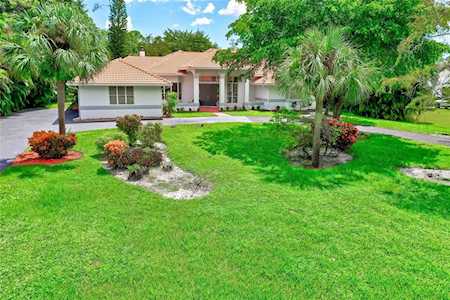 6294 NW 65th Ter Parkland, FL 33067
