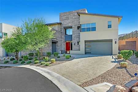 10245 Earthshine Ave Las Vegas, NV 89135