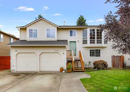 10509 57th Dr NE Marysville, WA 98270