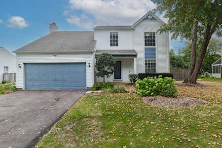 1621 Yosemite Parkway Algonquin, IL 60102