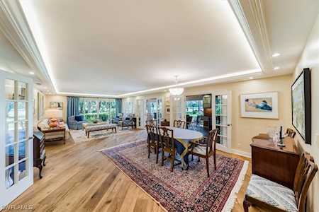 107 Clubhouse Ln #190 Naples, FL 34105