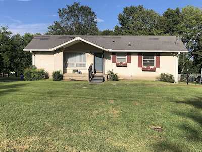 504 Monica Ave Goodlettsville, TN 37072