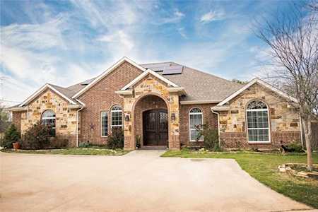 409 Ridge Drive Everman, TX 76140