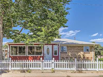 2715 W 90th Place Denver, CO 80260