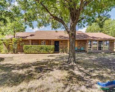 104 Kimberly Hill Palmer, TX 75152