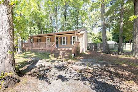 10806 Robious Rd North Chesterfield, VA 23235