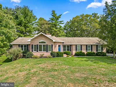 19414 Manor Church Rd Boonsboro, MD 21713