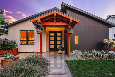 2627 N 26th St Boise, ID 83702