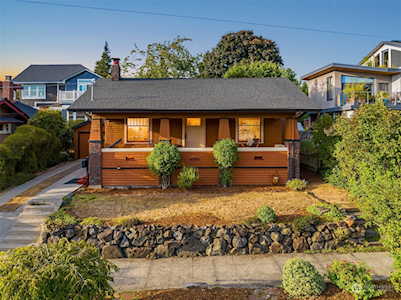1608 N 37th St Seattle, WA 98103