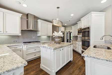 1215 Kings Brook Drive Southlake, TX 76092
