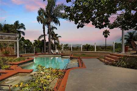 30422 Via Lindosa Laguna Niguel, CA 92677