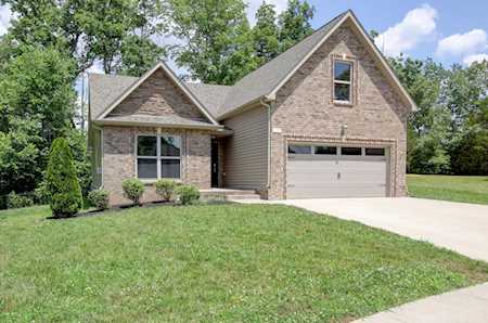317 Liberty Bell Ln Clarksville, TN 37040