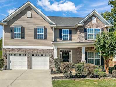 4819 Samuel Pinckney Dr Belmont, NC 28012