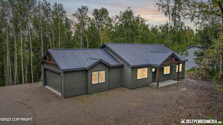 2821 S Teeland St Wasilla, AK 99654