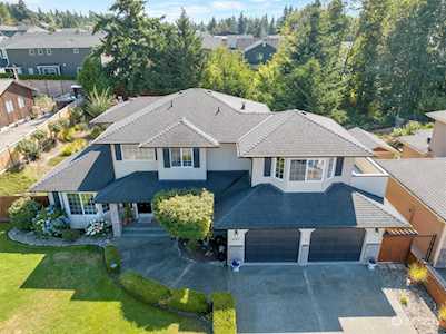 629 Possession View Ln Mukilteo, WA 98275