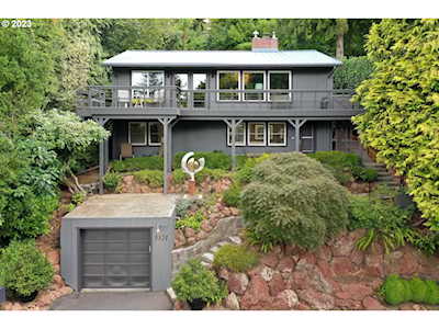 3321 SW Fairmount Blvd Portland, OR 97239