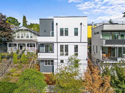 820 14th Ave Seattle, WA 98122