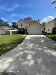 8242 Hewitt ST Jacksonville, FL 32244