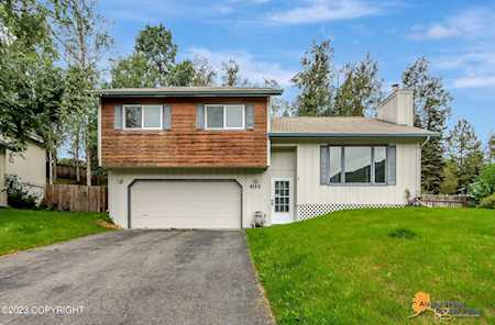 9143 W Parkview Terrace Loop Eagle River, AK 99577