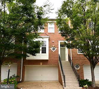 4614 Latrobe Place Alexandria, VA 22311
