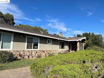 1210 Via Gabarda Way Lafayette, CA 94549