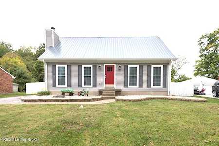 712 Stivers Rd Louisville, KY 40207