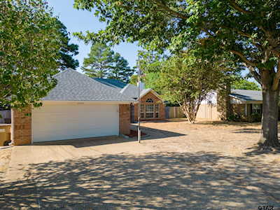 23220 Three Points Dr Frankston, TX 75763