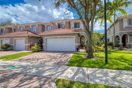 9961 Chiana Circle Fort Myers, FL 33905