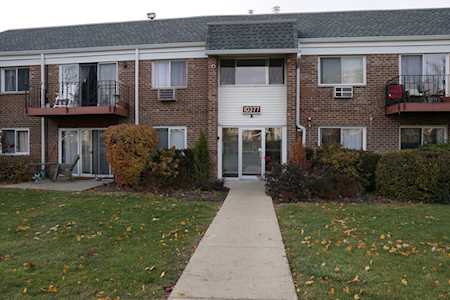 10377 Dearlove Rd #5-106 Glenview, IL 60025