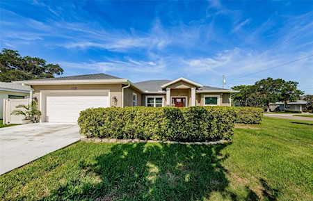 1520 Ruth Rd Dunedin, FL 34698