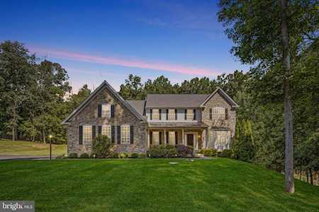 4 Berkley Ct Freeland, MD 21053