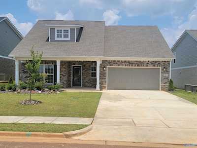 123 Harvest Moon Drive Harvest, AL 35749