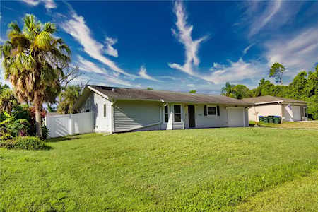 3301 Escobar Ln North Port, FL 34286