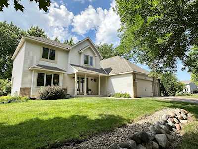 8735 Flamingo Drive Chanhassen, MN 55317