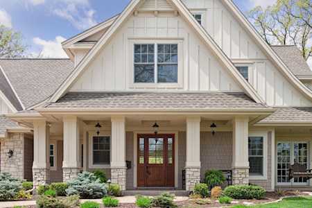 4916 E Sunnyslope Road Edina, MN 55424