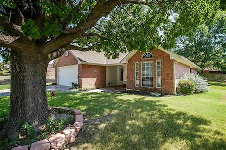 1533 Shadow Run Weatherford, TX 76086