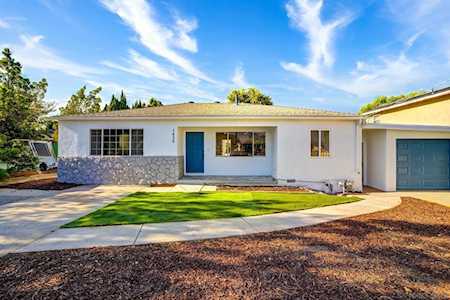 7430 Roosevelt Ave Lemon Grove, CA 91945