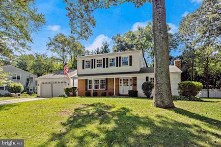 122 Hastings Ln Pasadena, MD 21122