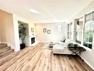 37 Stepping Stone Irvine, CA 92603