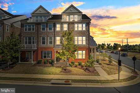 21179 Ashburn Heights Dr Ashburn, VA 20148