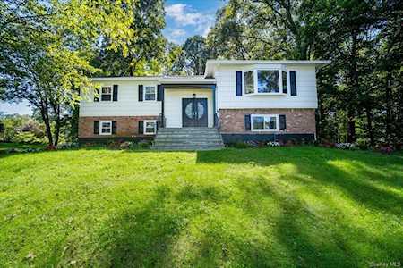 3 Oakmont Dr Purchase, NY 10577