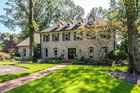 2320 Kimbrough Woods Pl Germantown, TN 38139